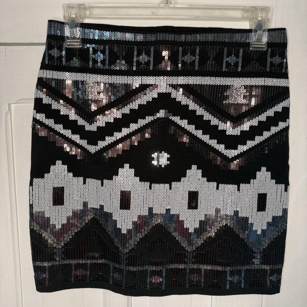 Express Size Small Sequin Short Mini Skirt Black Silver White Aztec Stretch
